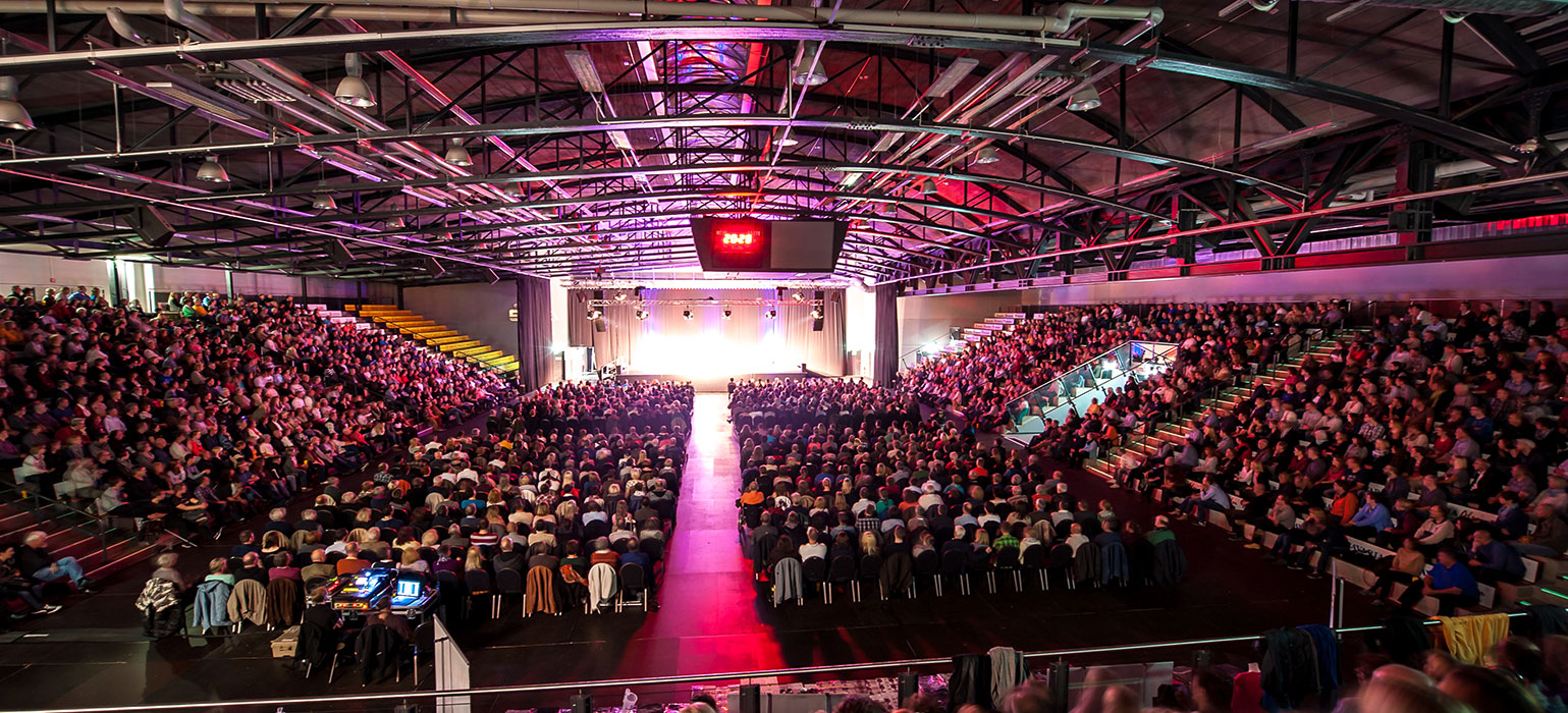Sparkassen-Arena Saal